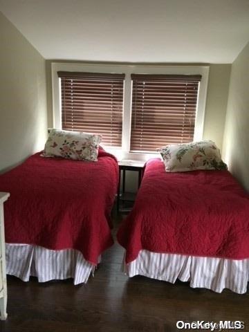 320 Frigate Rdw Ocean Beach Ocean Beach, NY 11770