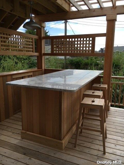 320 Frigate Rdw Ocean Beach Ocean Beach, NY 11770