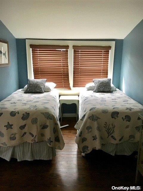 320 Frigate Rdw Ocean Beach Ocean Beach, NY 11770