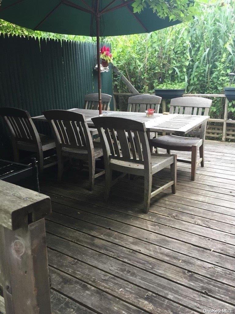 821 Evergreen Ocean Beach Ocean Beach, NY 11770