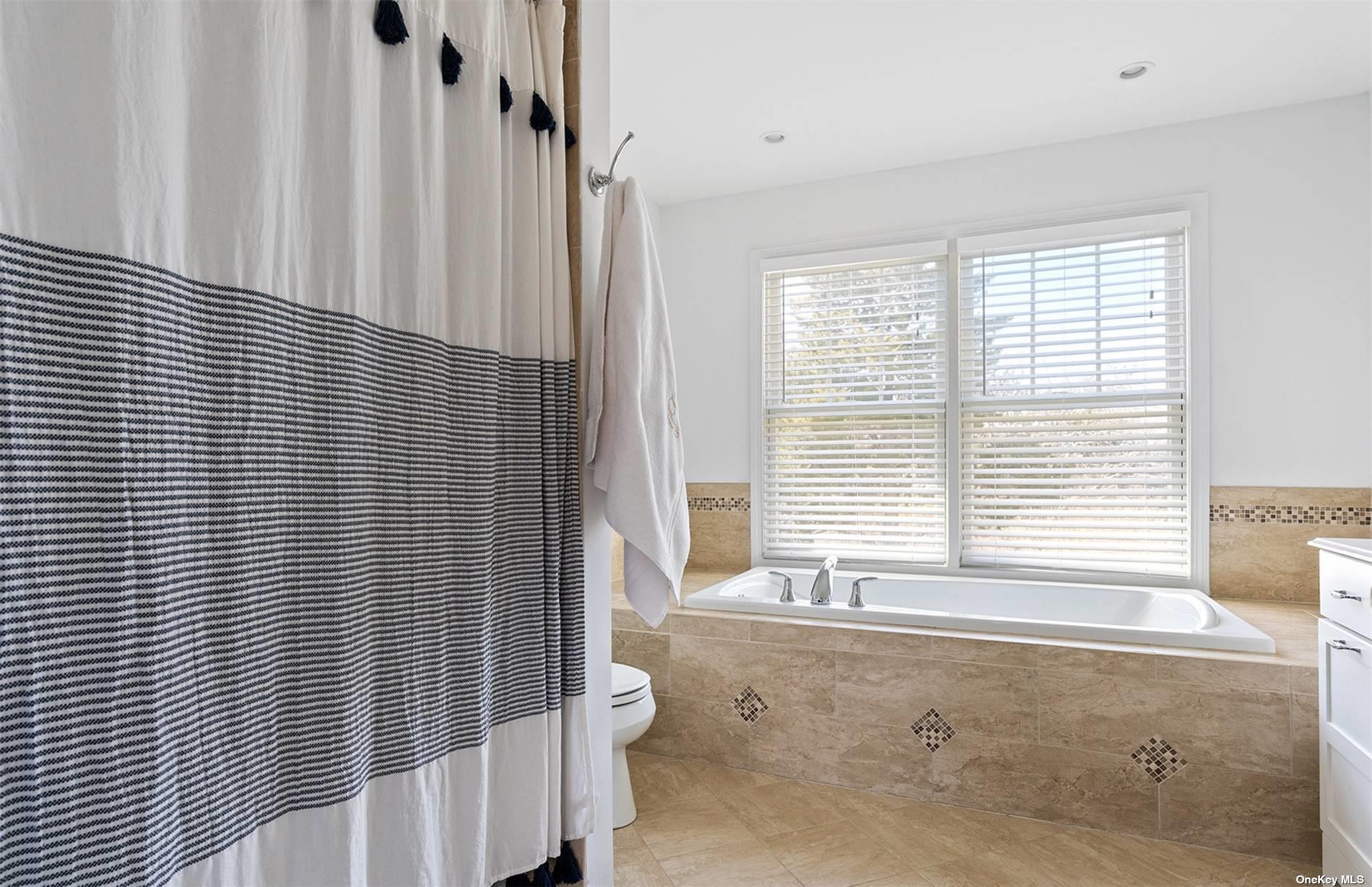 355 Midway Road Southold Southold NY 11971