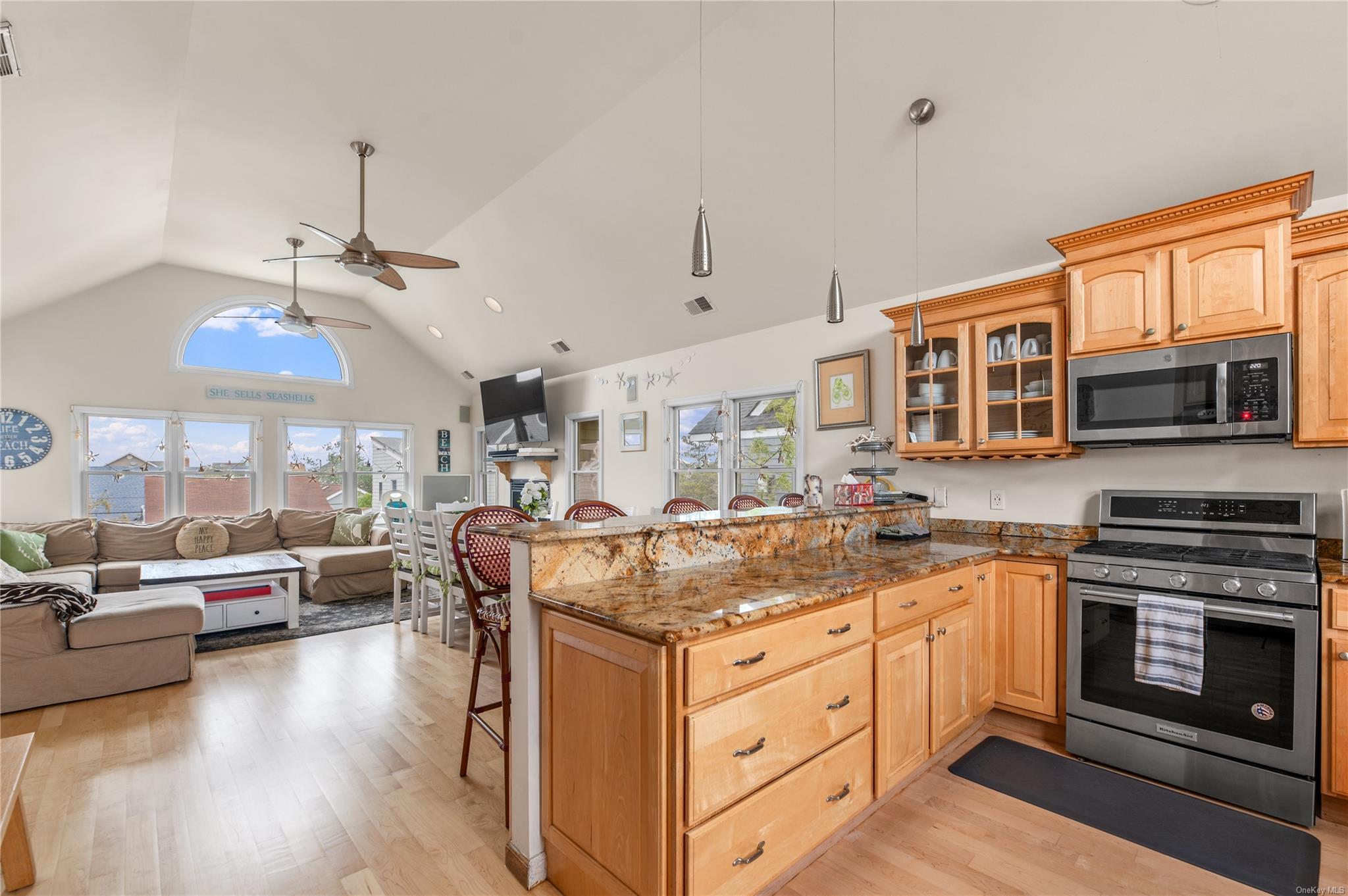 22 Bungalow Ocean Beach Ocean Beach, NY 11770