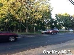 25/58 NYS (52 Main Rd) Route Riverhead Riverhead, NY 11901