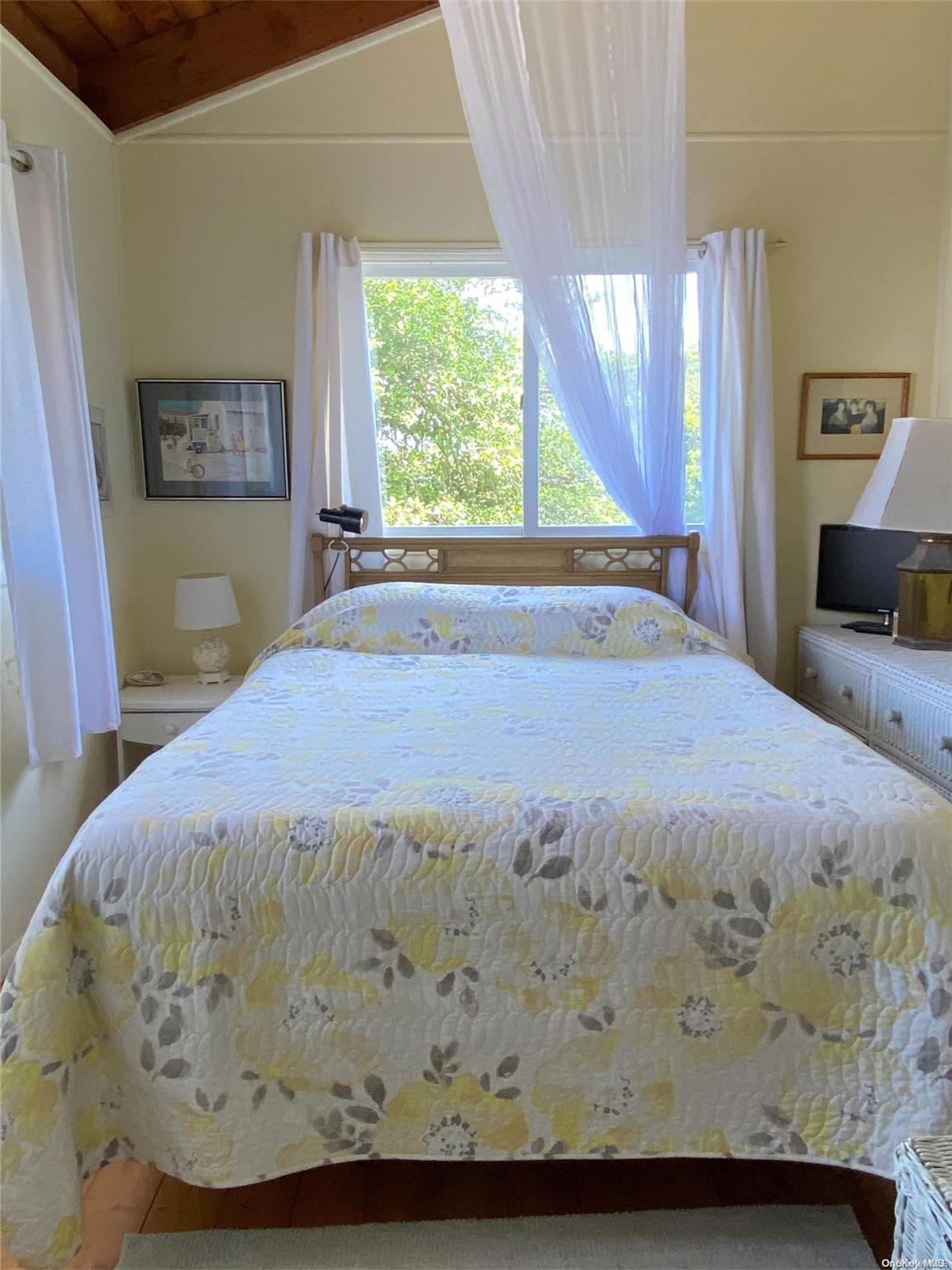 11 Seneca Street Ocean Bay Park, NY 11770