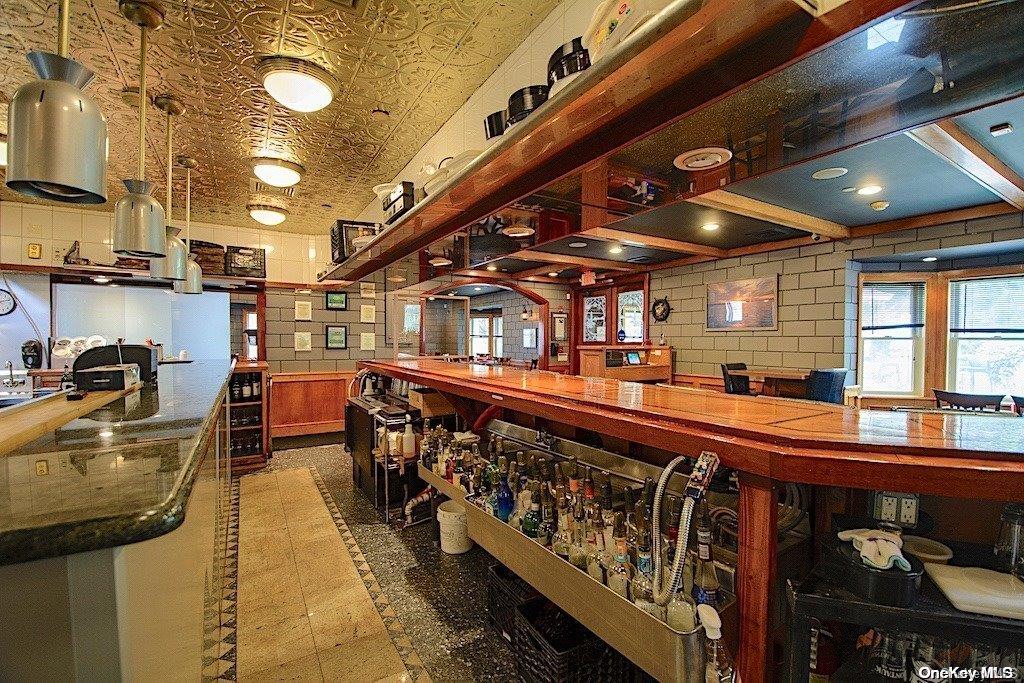 322 West Montauk Hampton Bays Hampton Bays, NY 11946