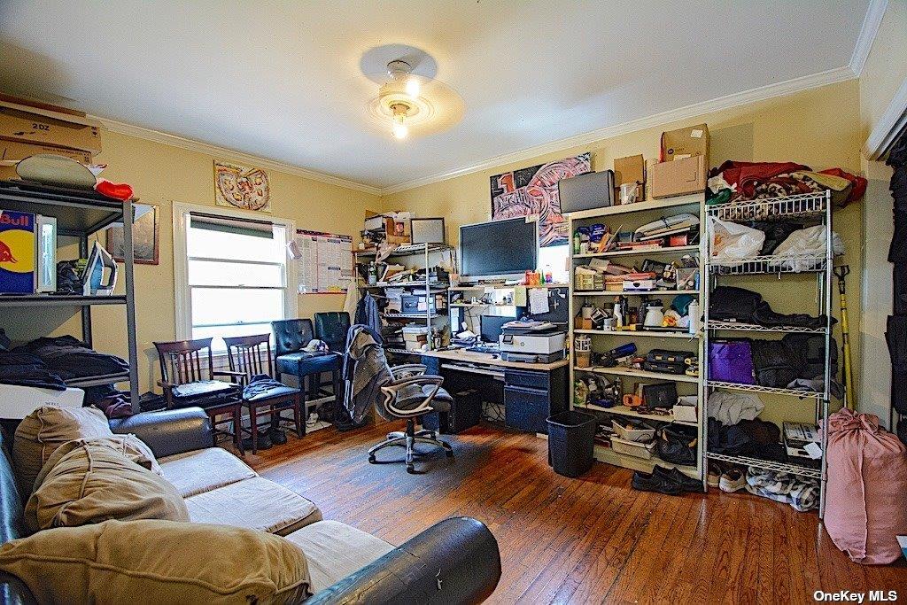 322 West Montauk Hampton Bays Hampton Bays, NY 11946