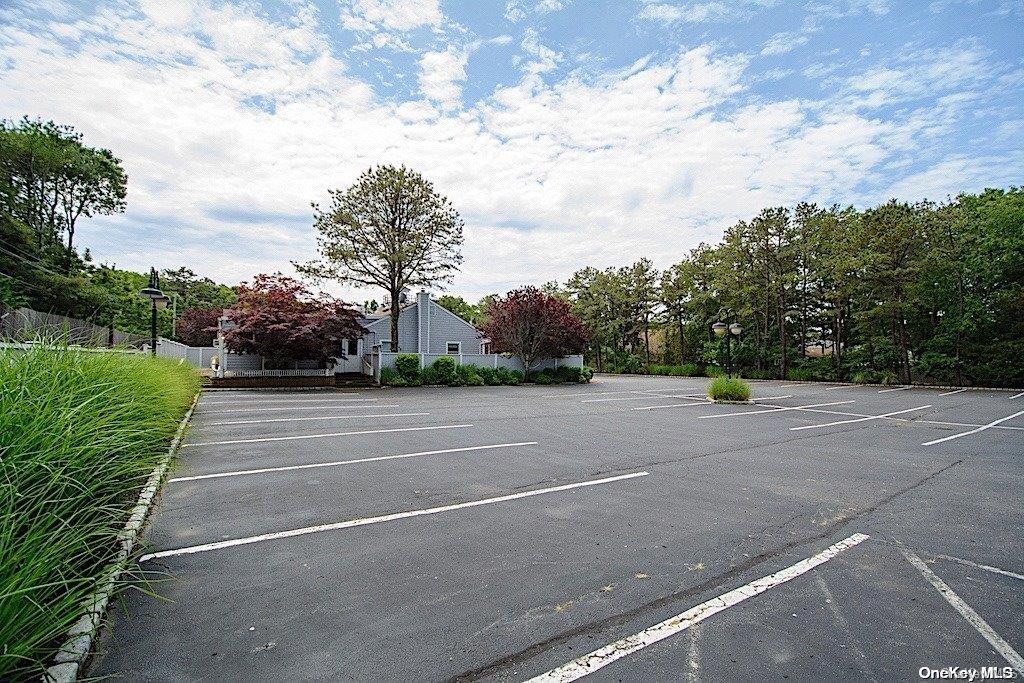 322 West Montauk Hampton Bays Hampton Bays, NY 11946