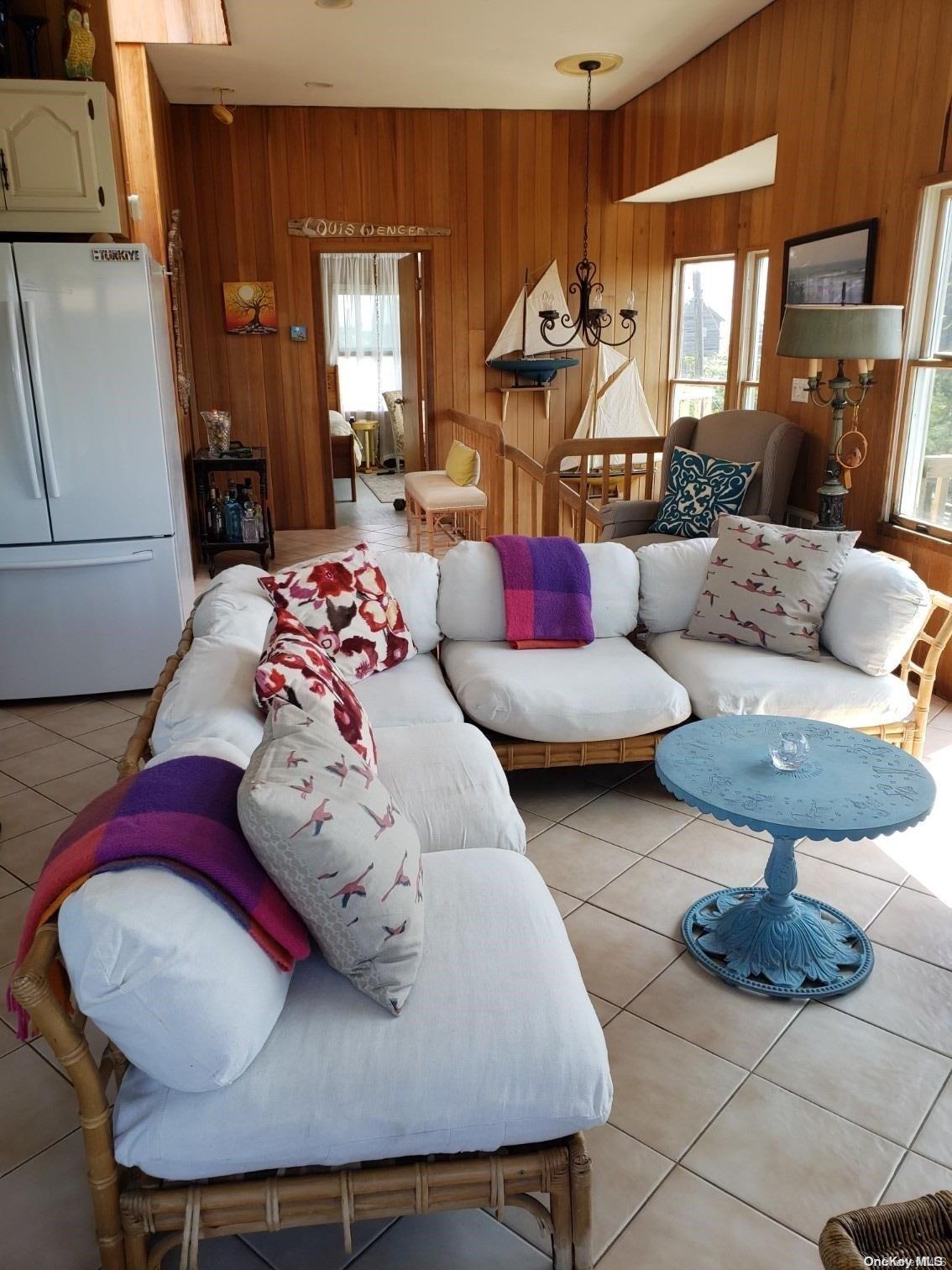 863 Evergreen Walk Ocean Beach Ocean Beach, NY 11770