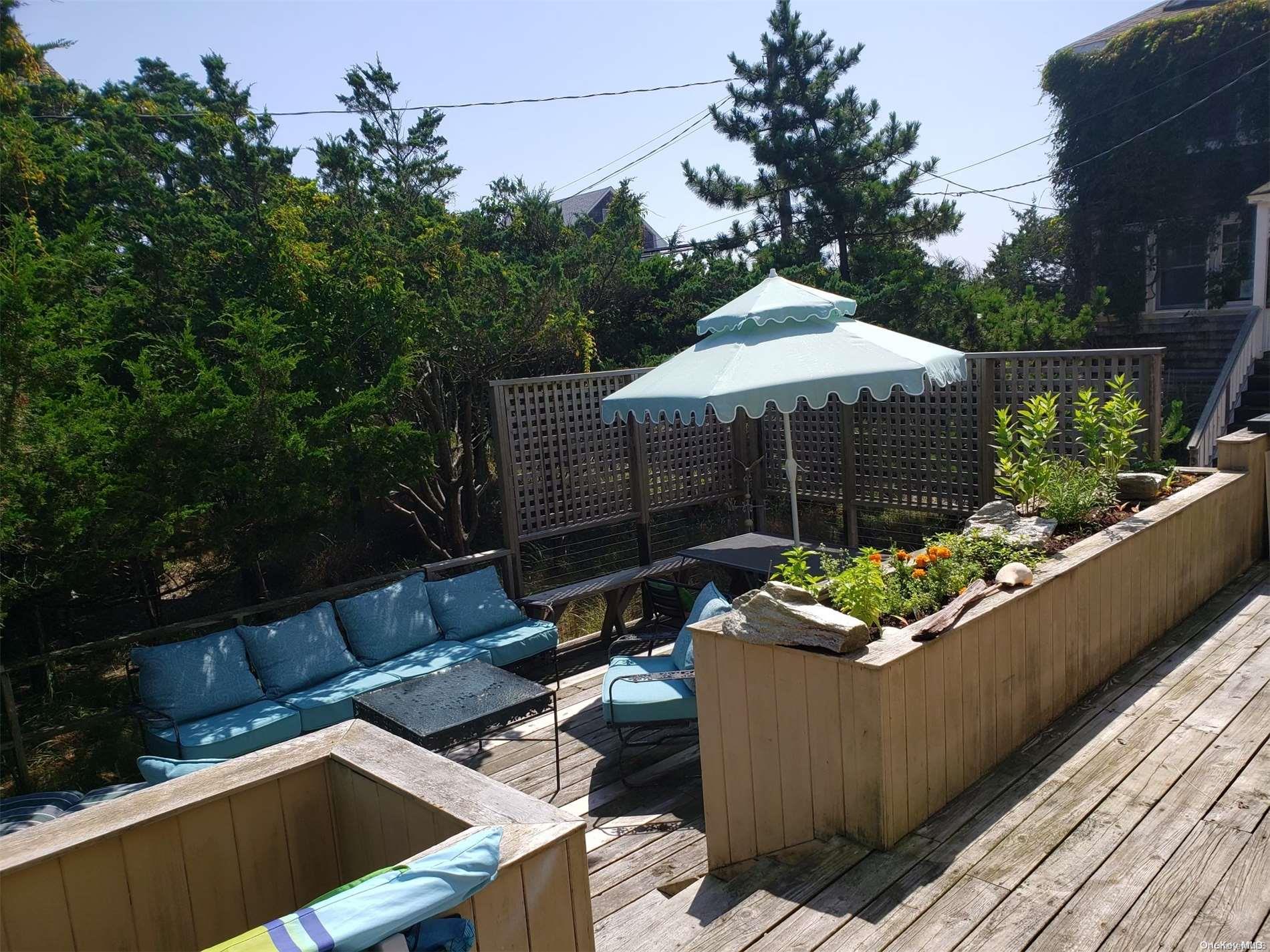 863 Evergreen Walk Ocean Beach Ocean Beach, NY 11770