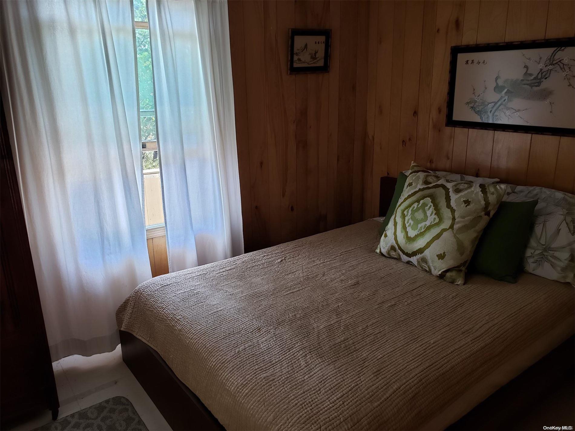 863 Evergreen Walk Ocean Beach Ocean Beach, NY 11770