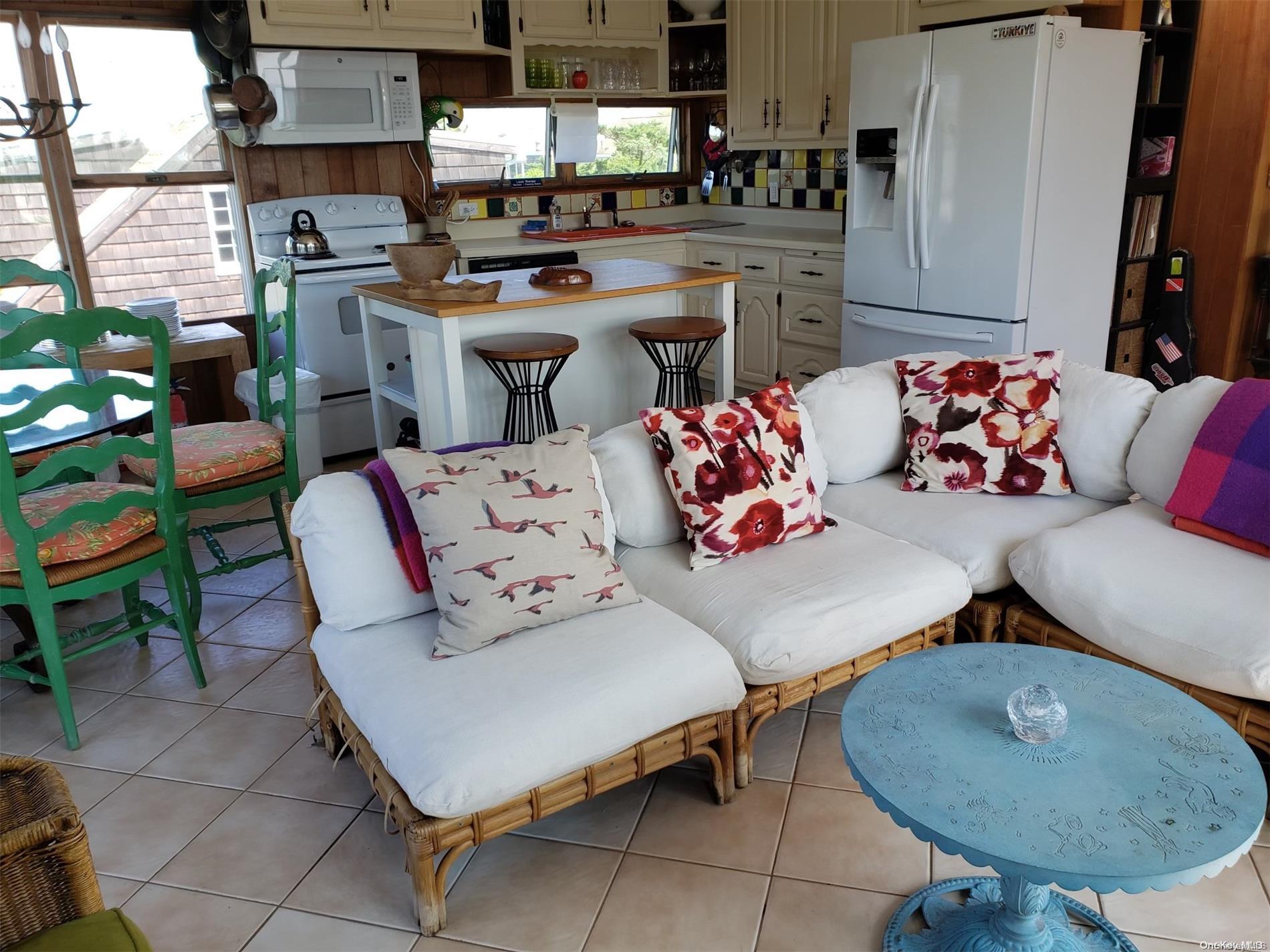 863 Evergreen Walk Ocean Beach Ocean Beach, NY 11770