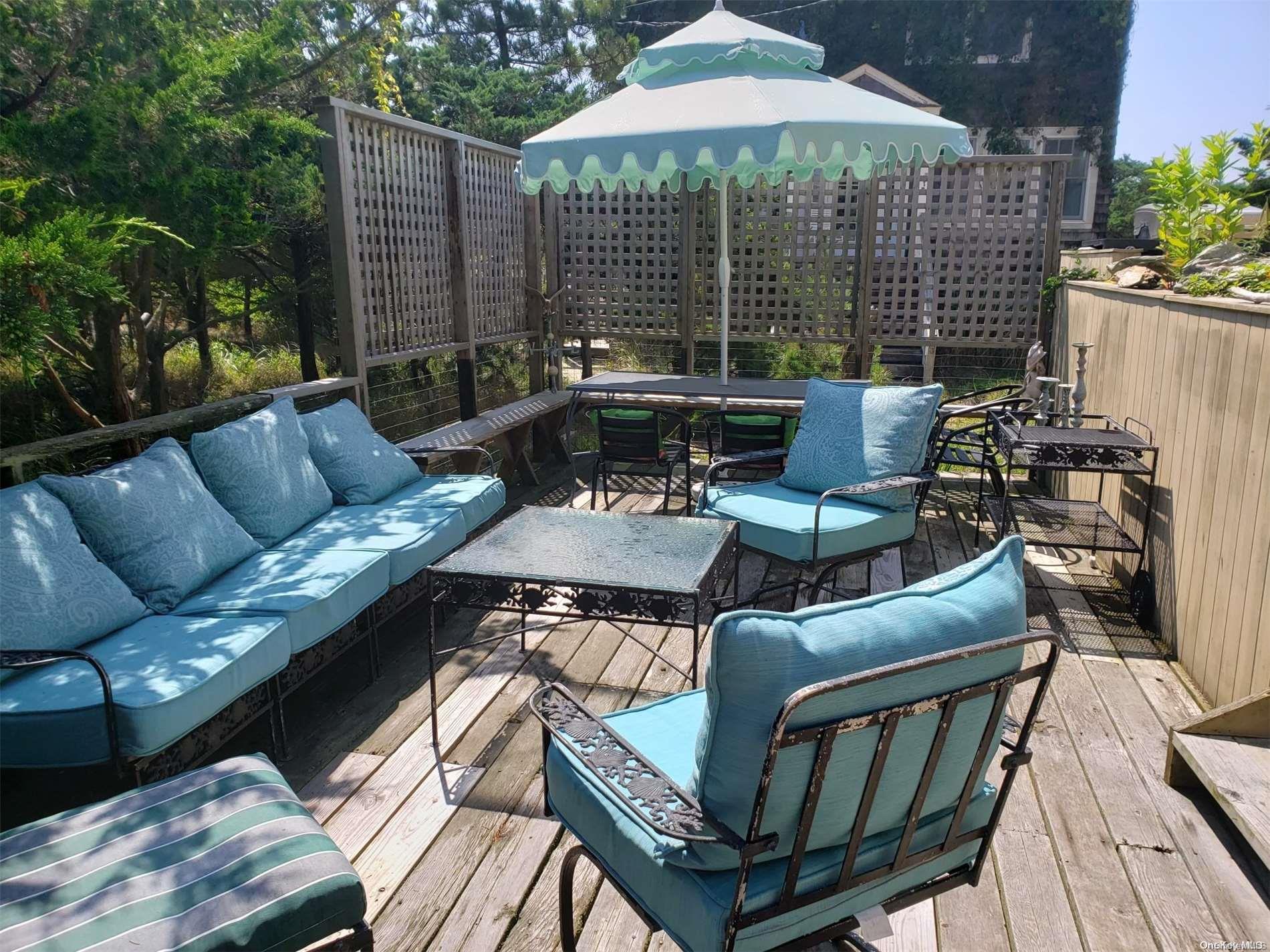 863 Evergreen Walk Ocean Beach Ocean Beach, NY 11770