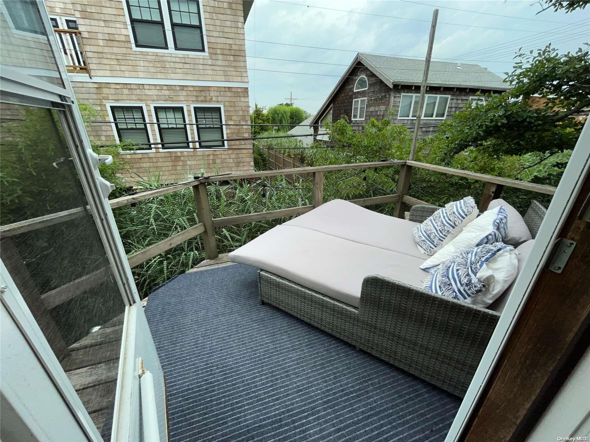 197 Cottage Walk Ocean Beach Ocean Beach, NY 11770