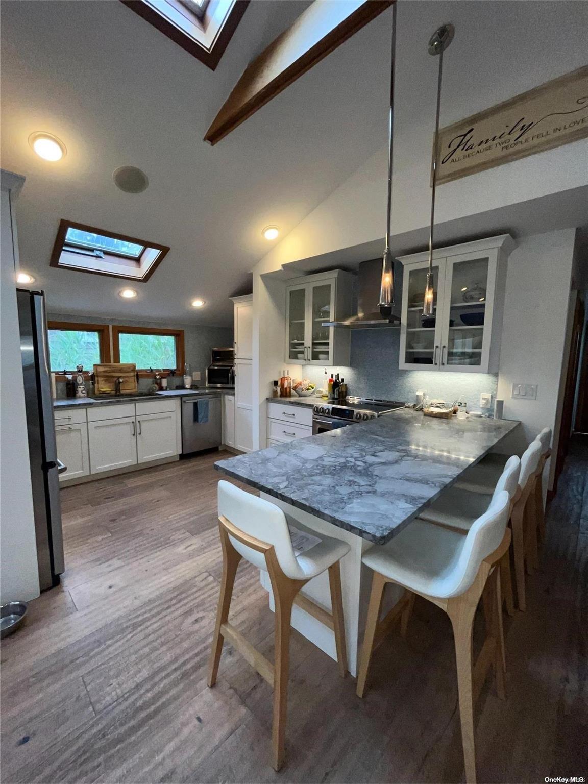 197 Cottage Walk Ocean Beach Ocean Beach, NY 11770