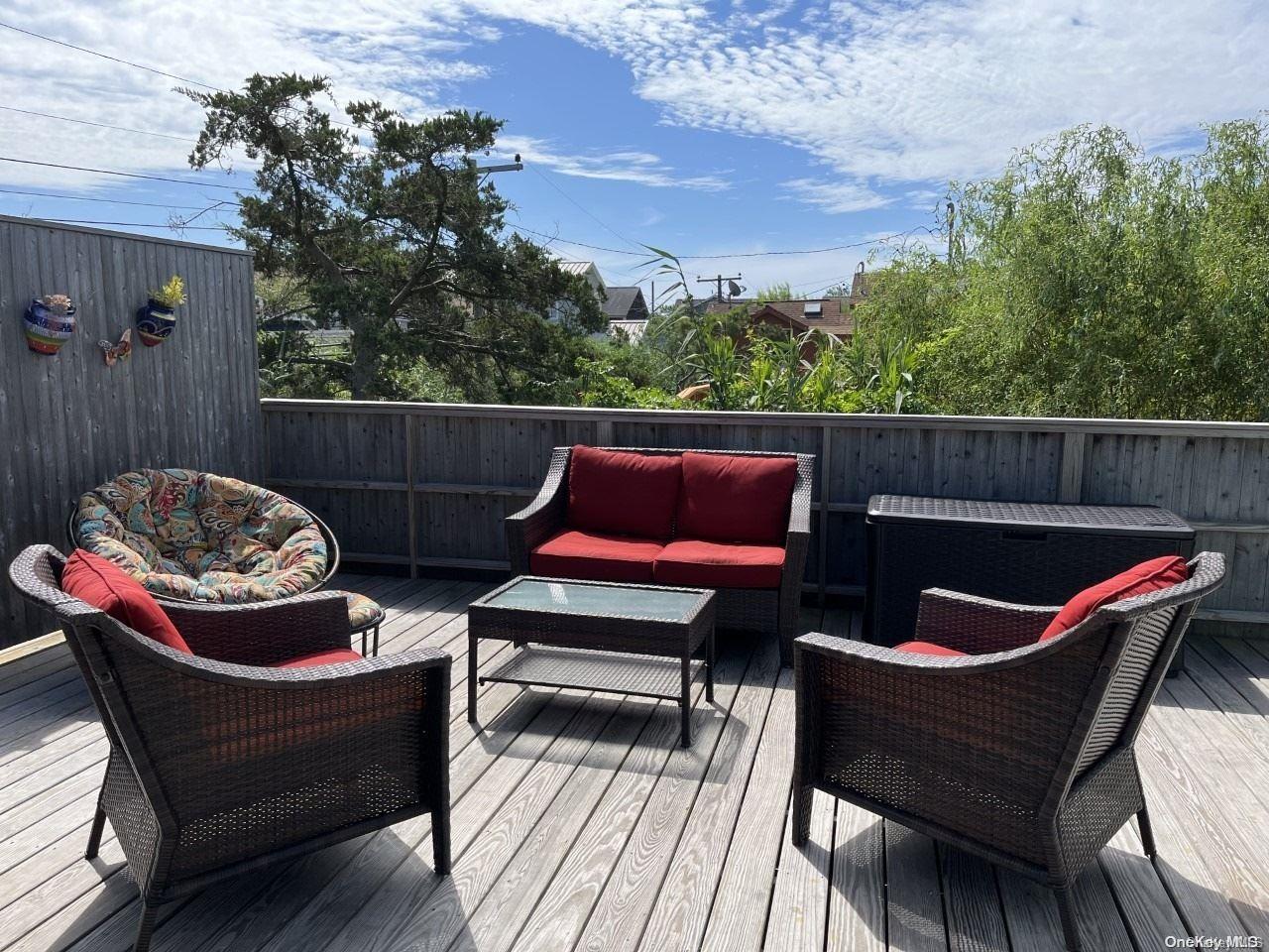 462 Dehnhoff Walk Ocean Beach Ocean Beach, NY 11770