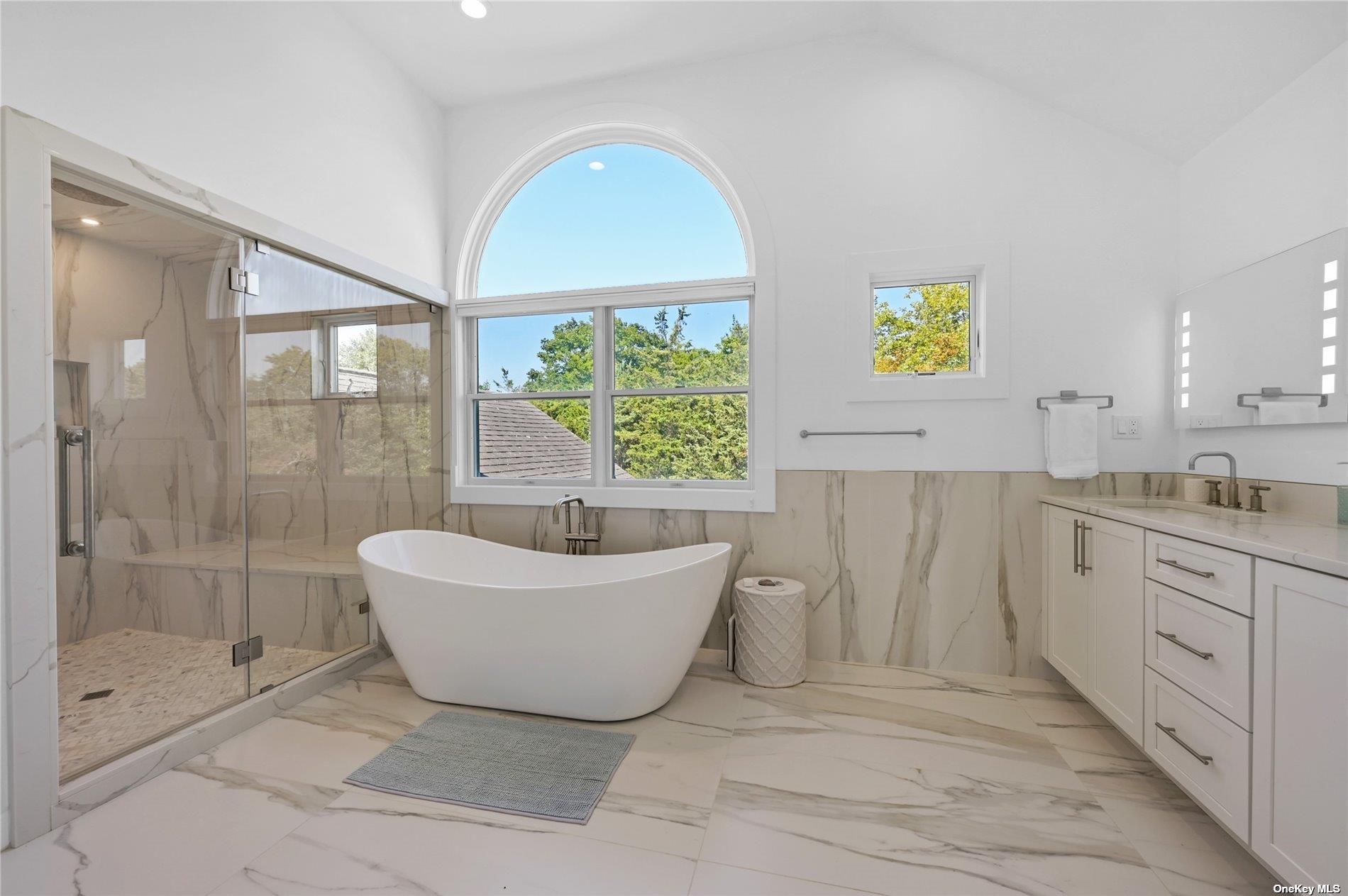 18 Remsen Lane Remsenburg Remsenburg NY 11960