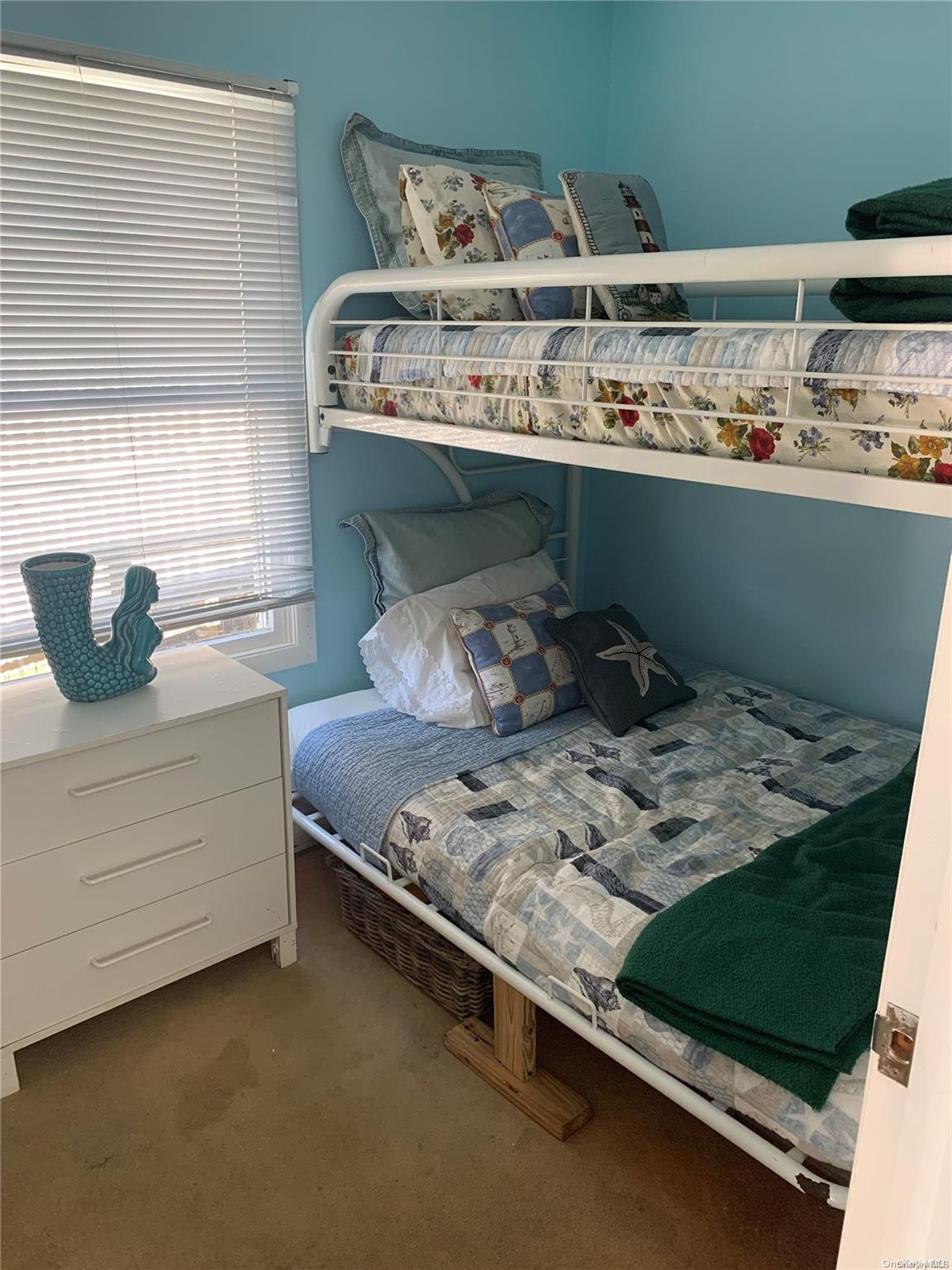 139 Bungalow Walk Ocean Beach Ocean Beach, NY 11770