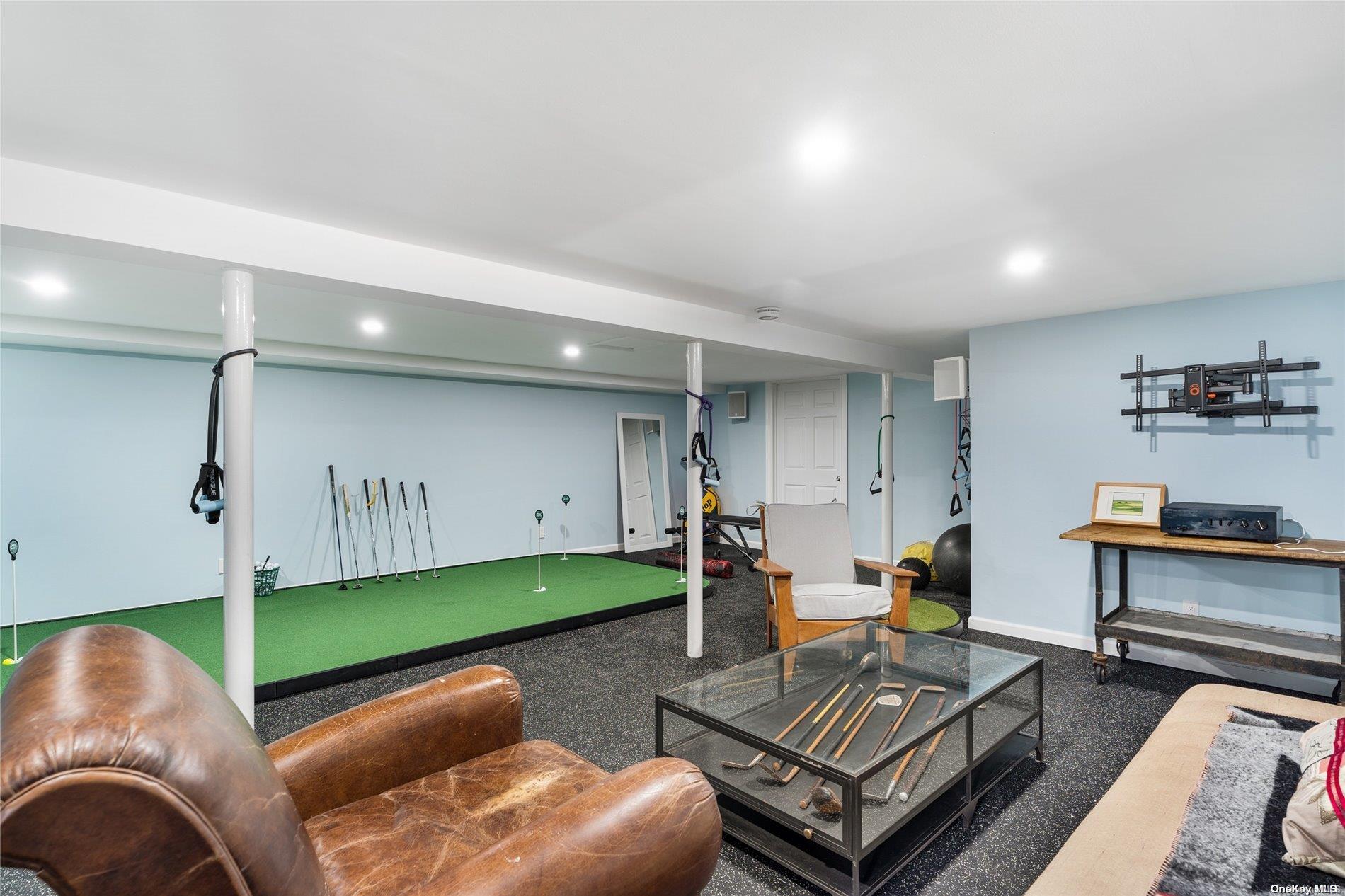 6 Harrison Terrace East Quogue East Quogue NY 11942