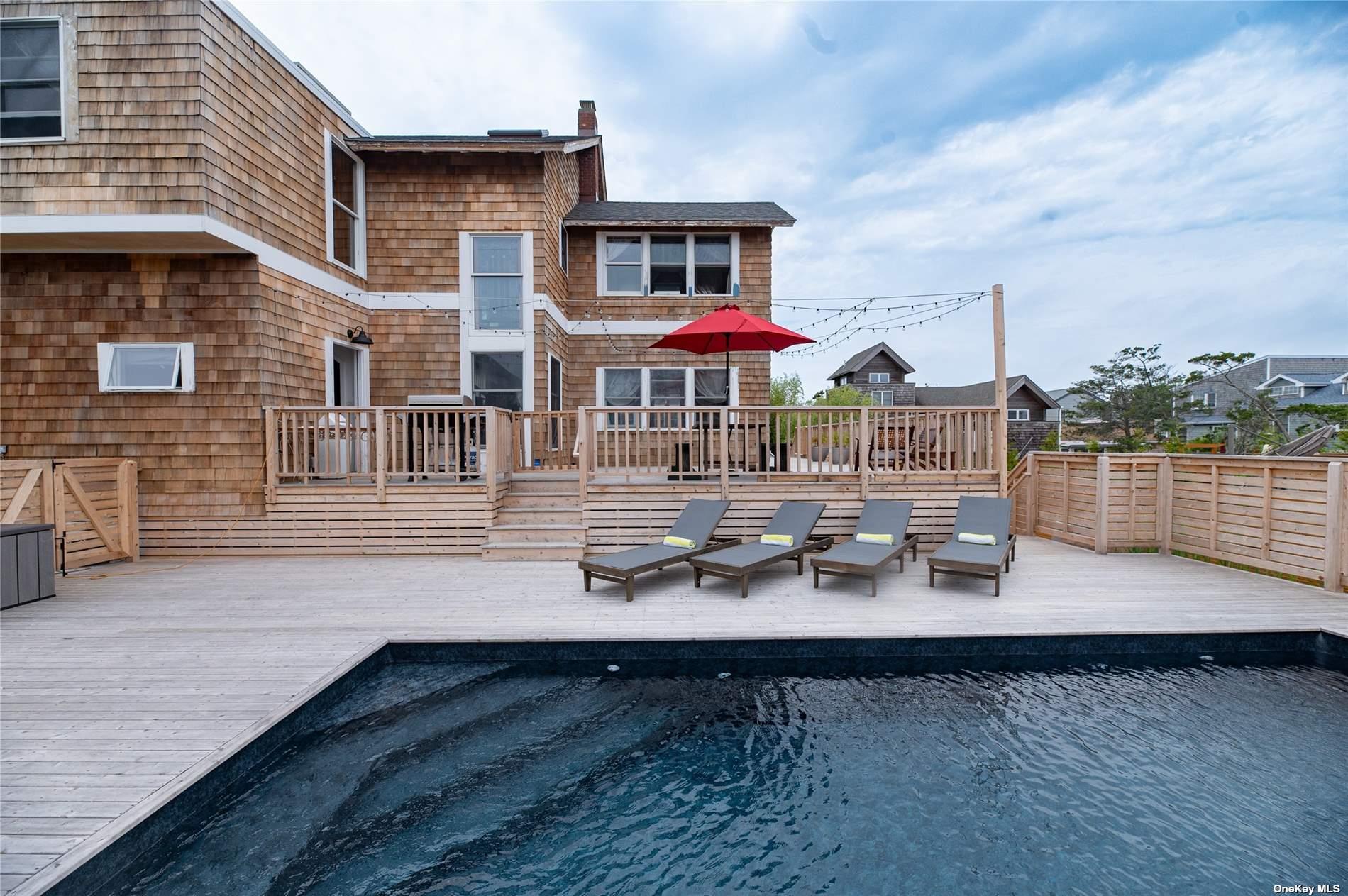 300 Cottage Walk Ocean Beach Ocean Beach, NY 11770