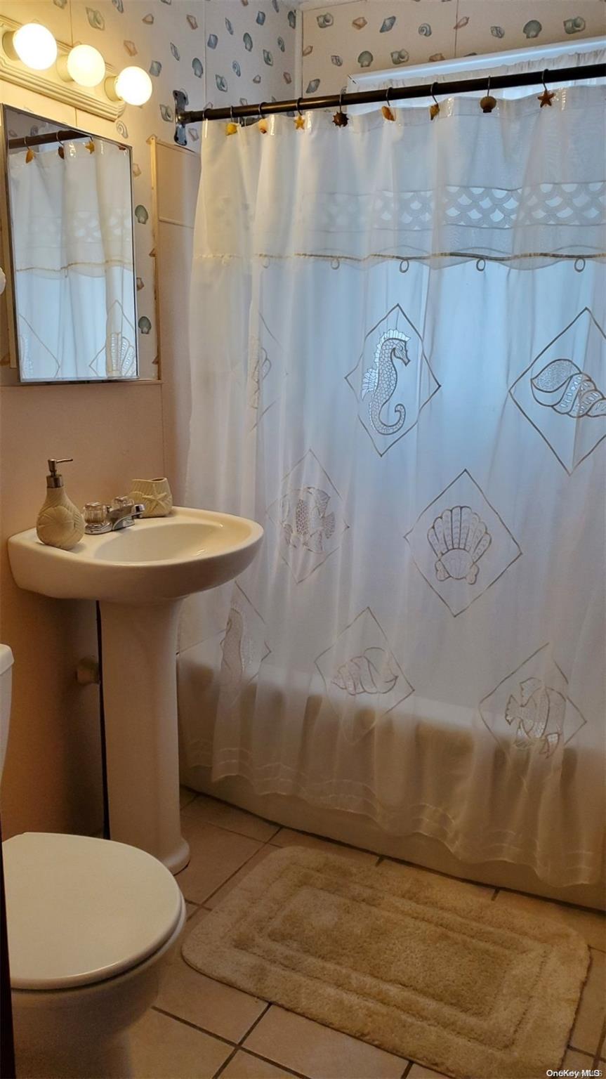 250 Cottage Walk Ocean Beach Ocean Beach NY 11770