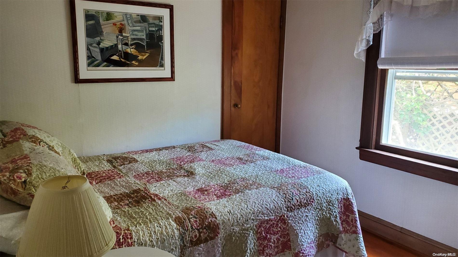 250 Cottage Walk Ocean Beach Ocean Beach NY 11770