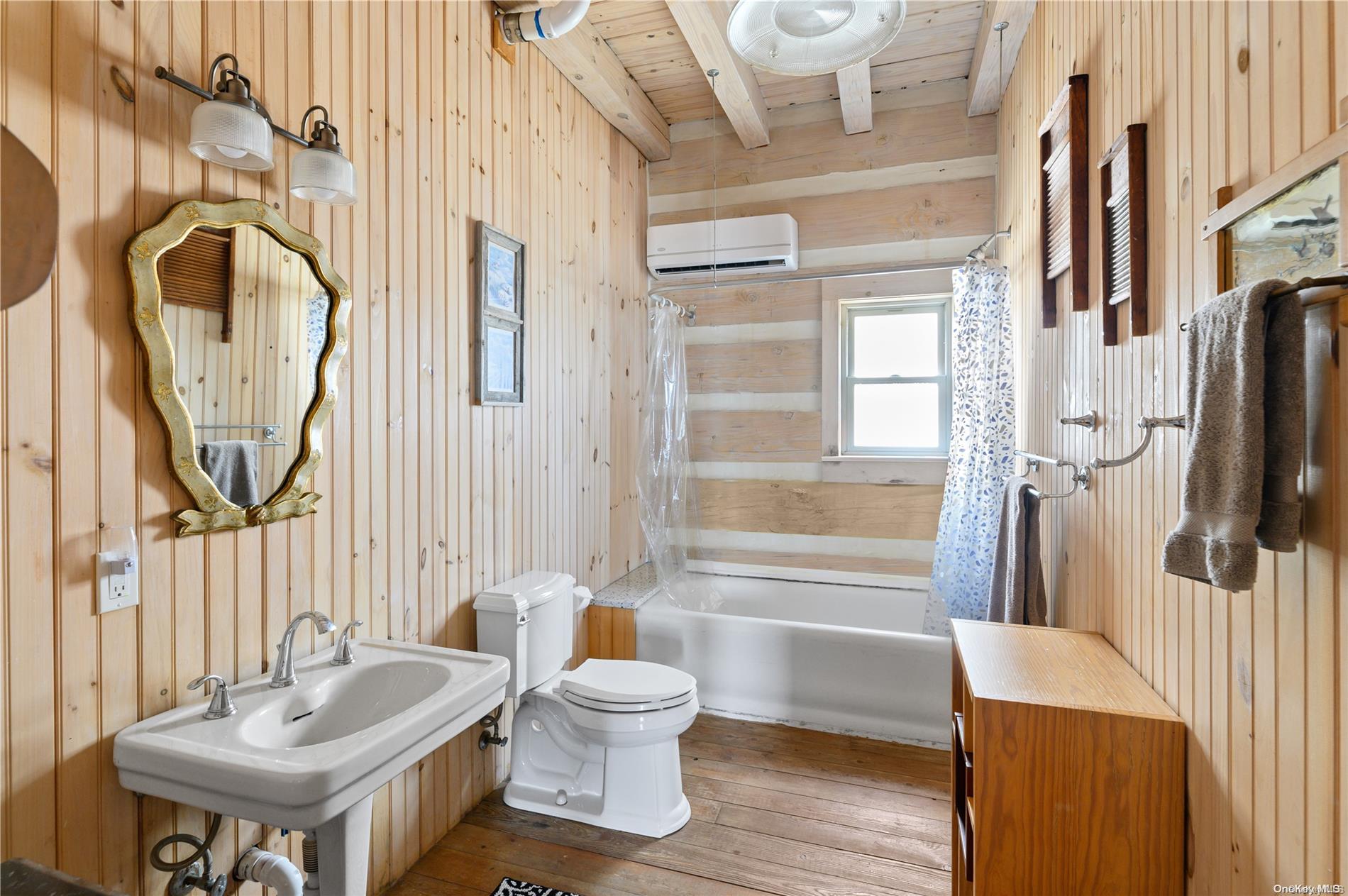 39 Seneca Street Ocean Bay Park, NY 11770