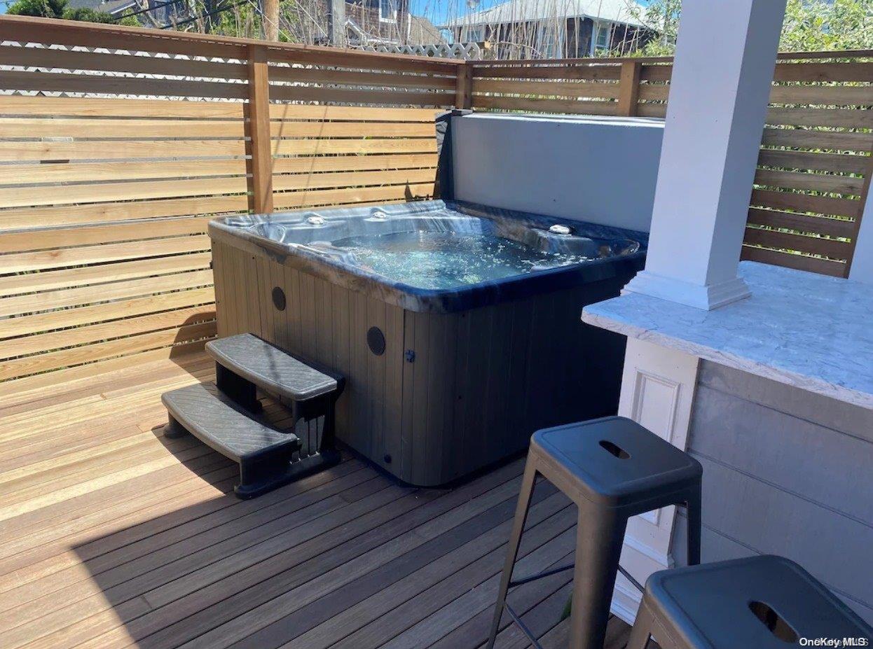 285 Cottage Walk Ocean Beach Ocean Beach, NY 11770