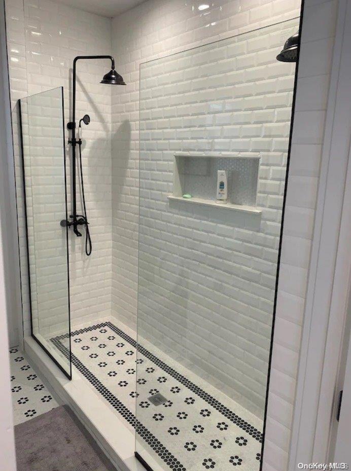 285 Cottage Walk Ocean Beach Ocean Beach, NY 11770