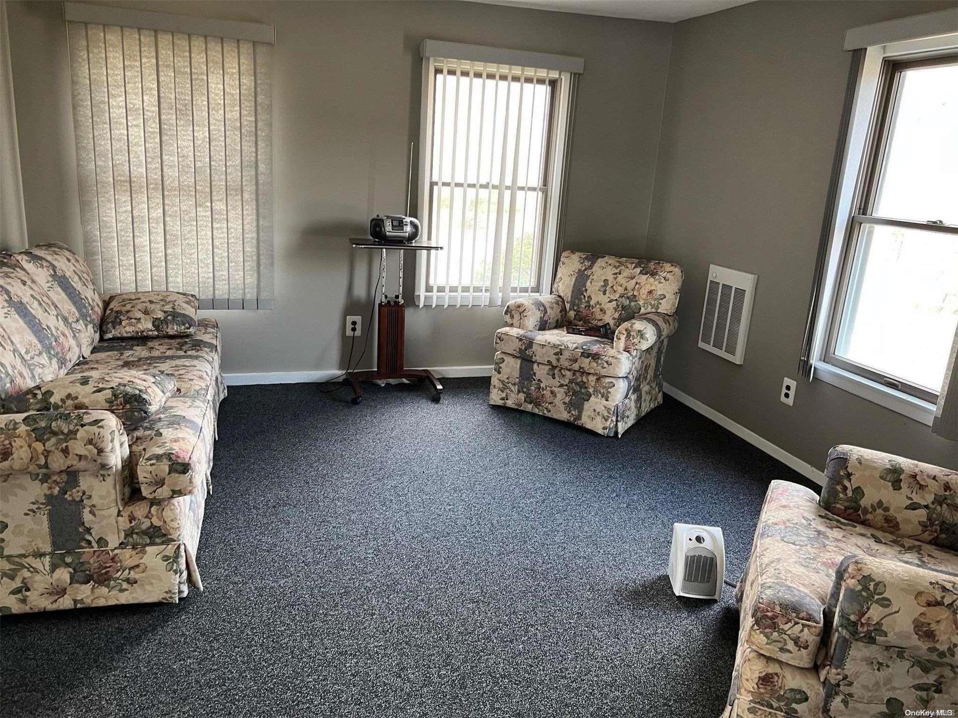 286 Patchogue Yaphan Road Brookhaven Brookhaven NY 11772