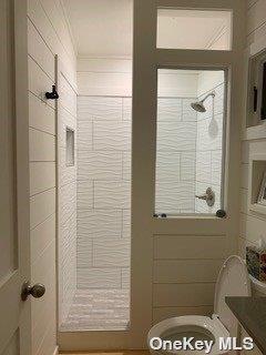 45 Evergreen Walk Seaview Seaview, NY 11770