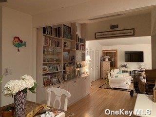 45 Evergreen Walk Seaview Seaview, NY 11770