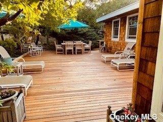 45 Evergreen Walk Seaview Seaview, NY 11770