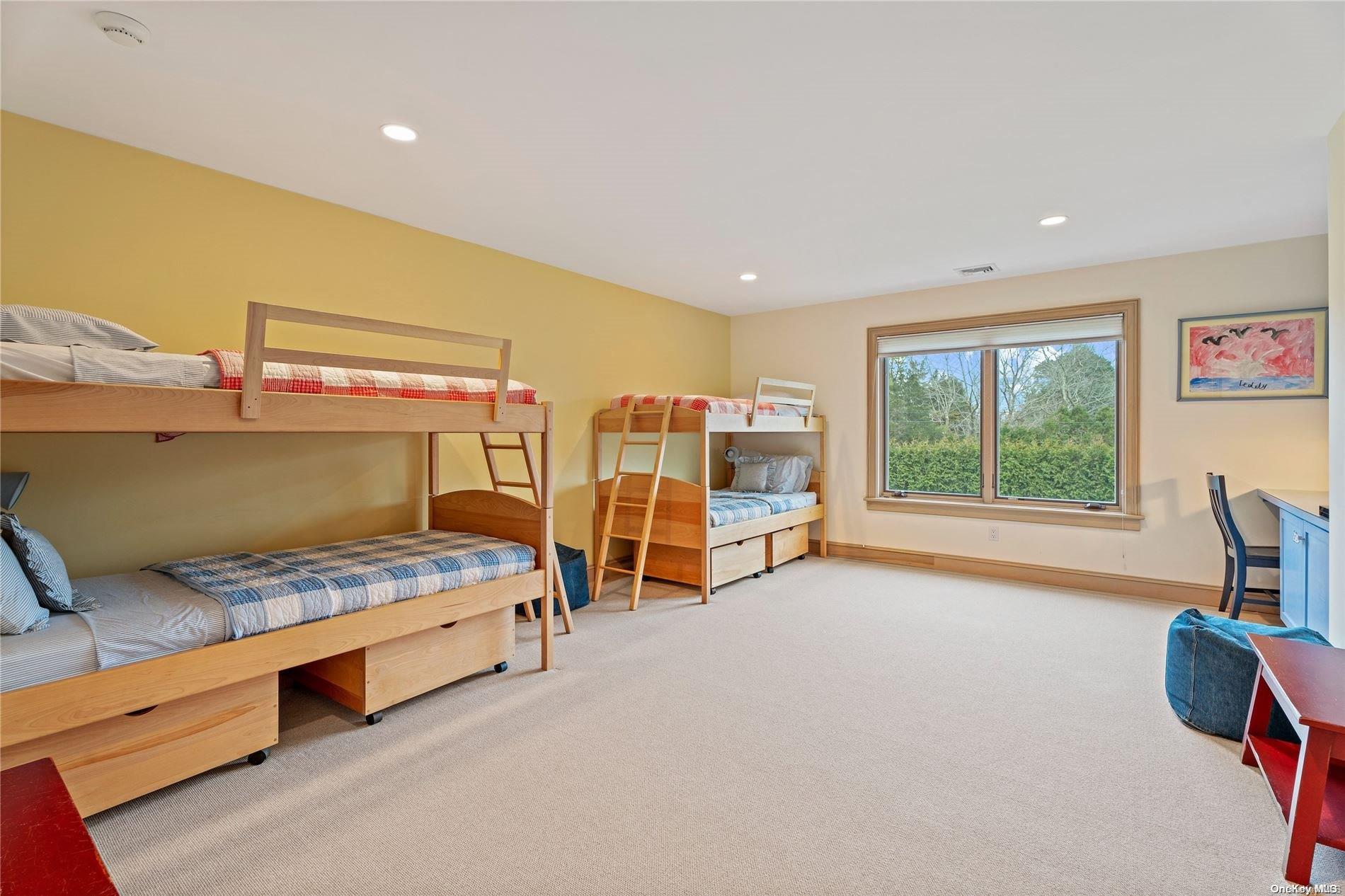 13 Quogo Neck Lane Quogue Quogue NY 11959