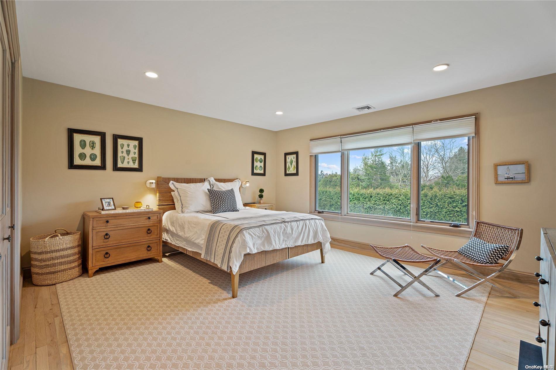 13 Quogo Neck Lane Quogue Quogue NY 11959