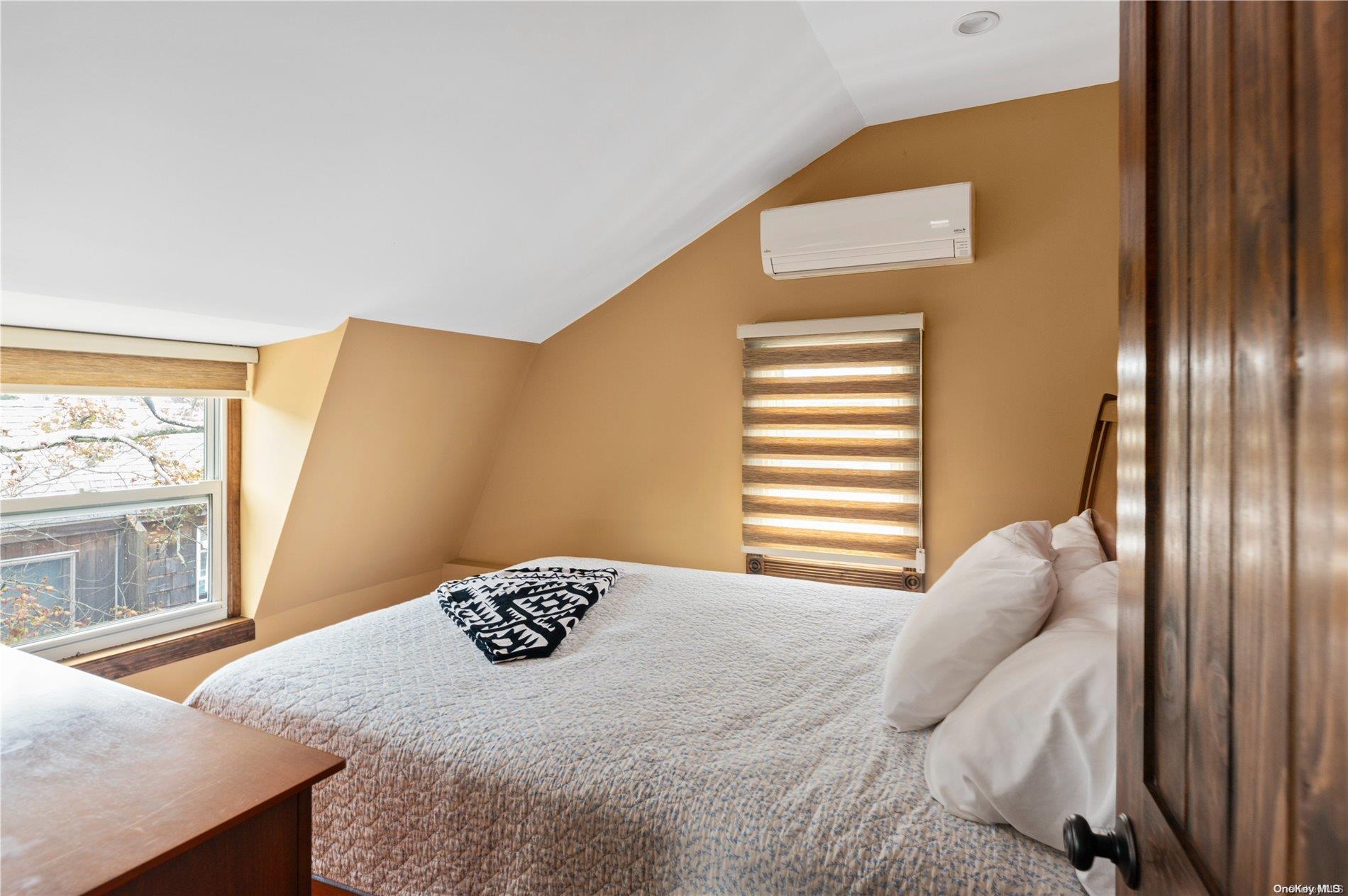 289 Cottage Walk Ocean Beach Ocean Beach, NY 11770