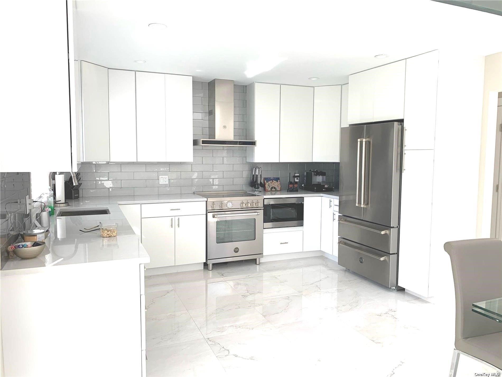 3655 Pequash Avenue Cutchogue Cutchogue, NY 11935