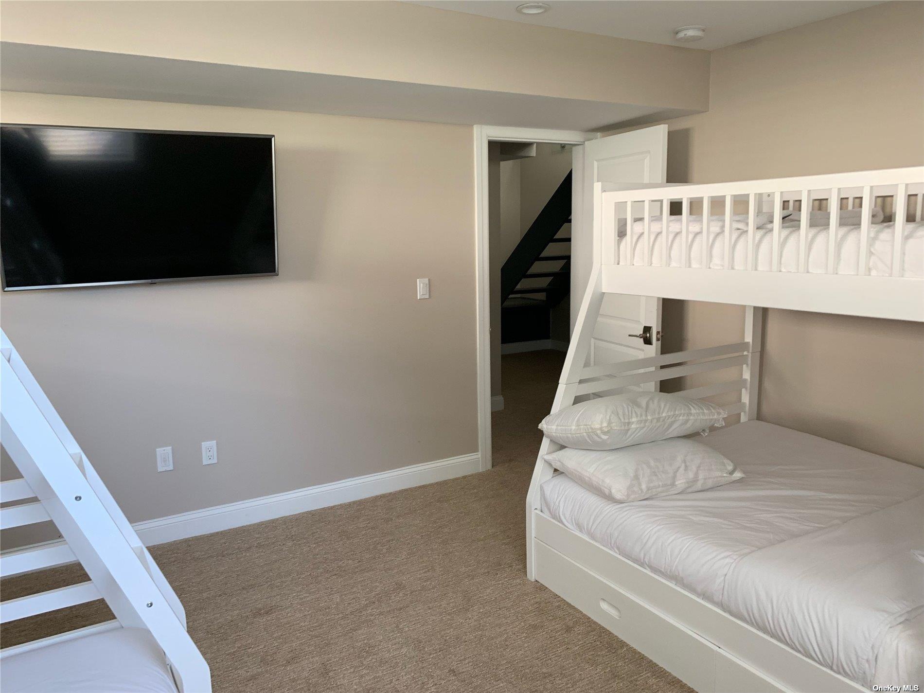 3655 Pequash Avenue Cutchogue Cutchogue, NY 11935