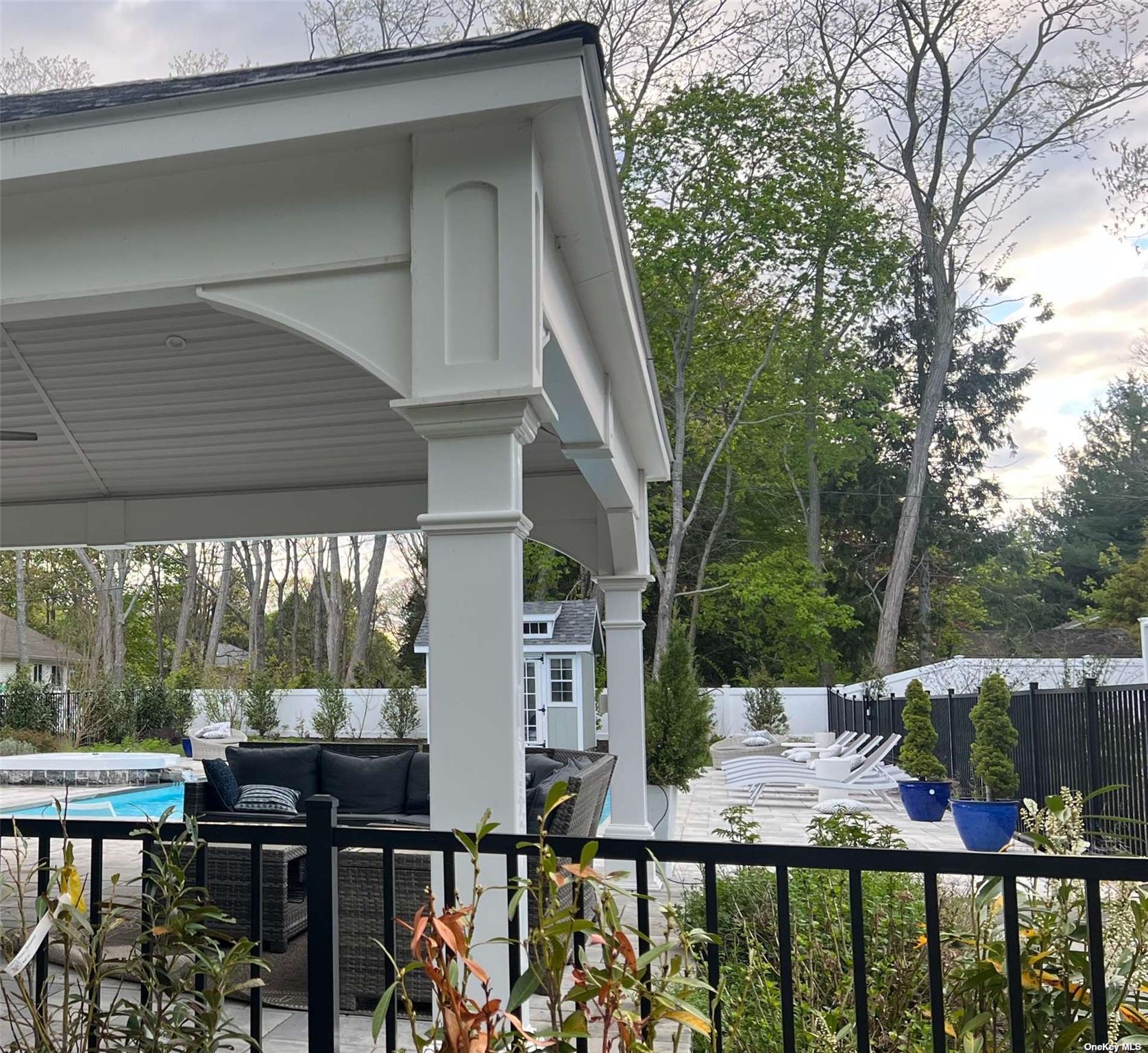 3655 Pequash Avenue Cutchogue Cutchogue, NY 11935