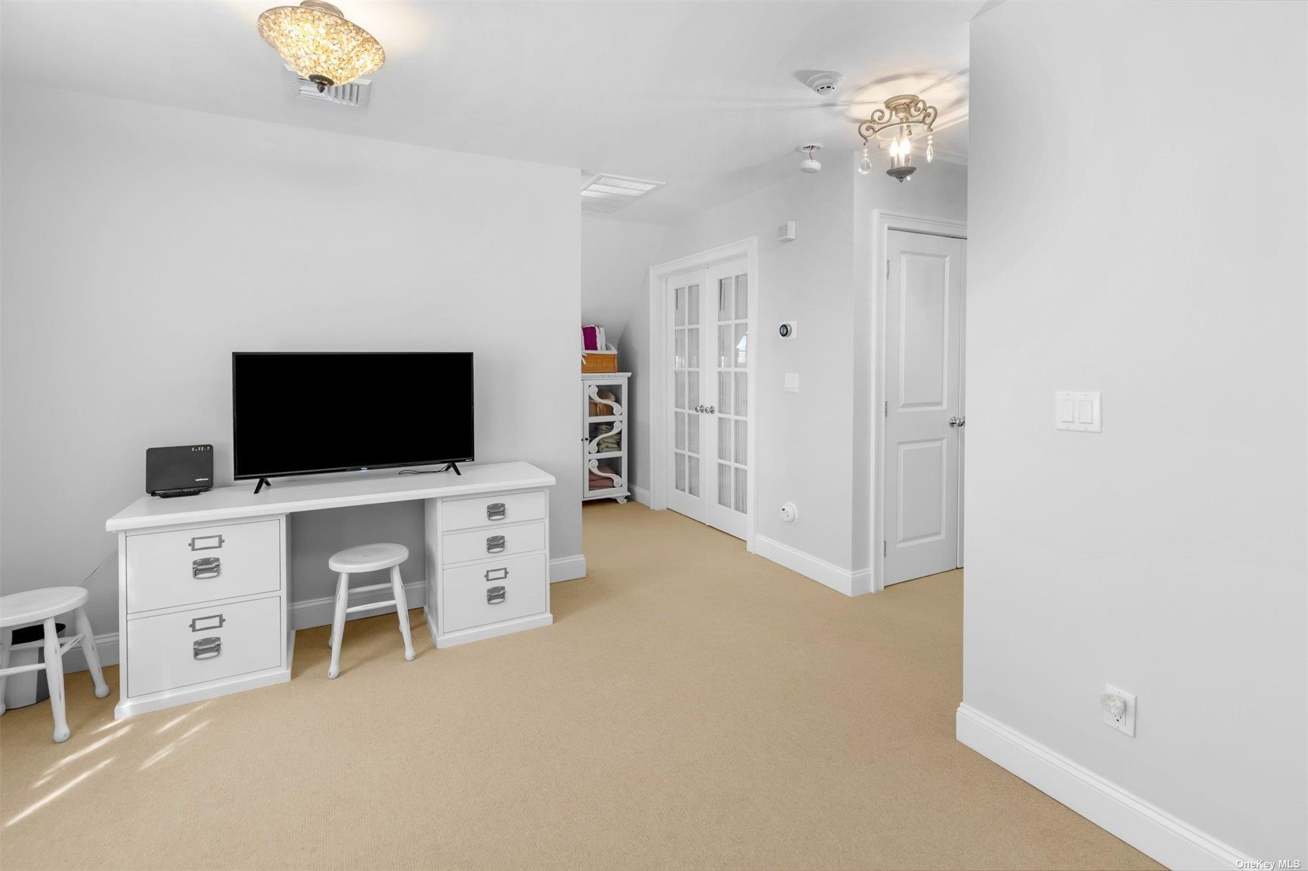 250 Wesland Road Southold Southold, NY 11971