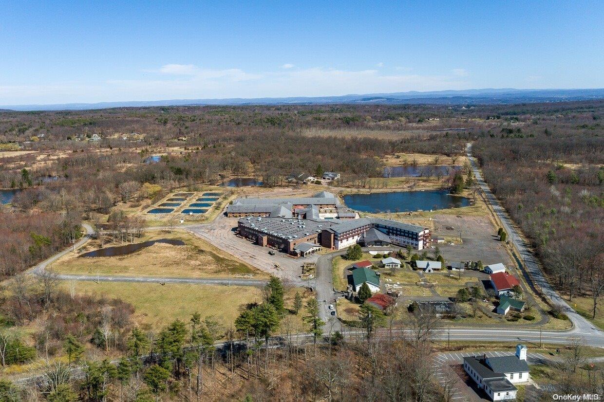 4858 32nd Route Out of NYC Catskill NY 12414