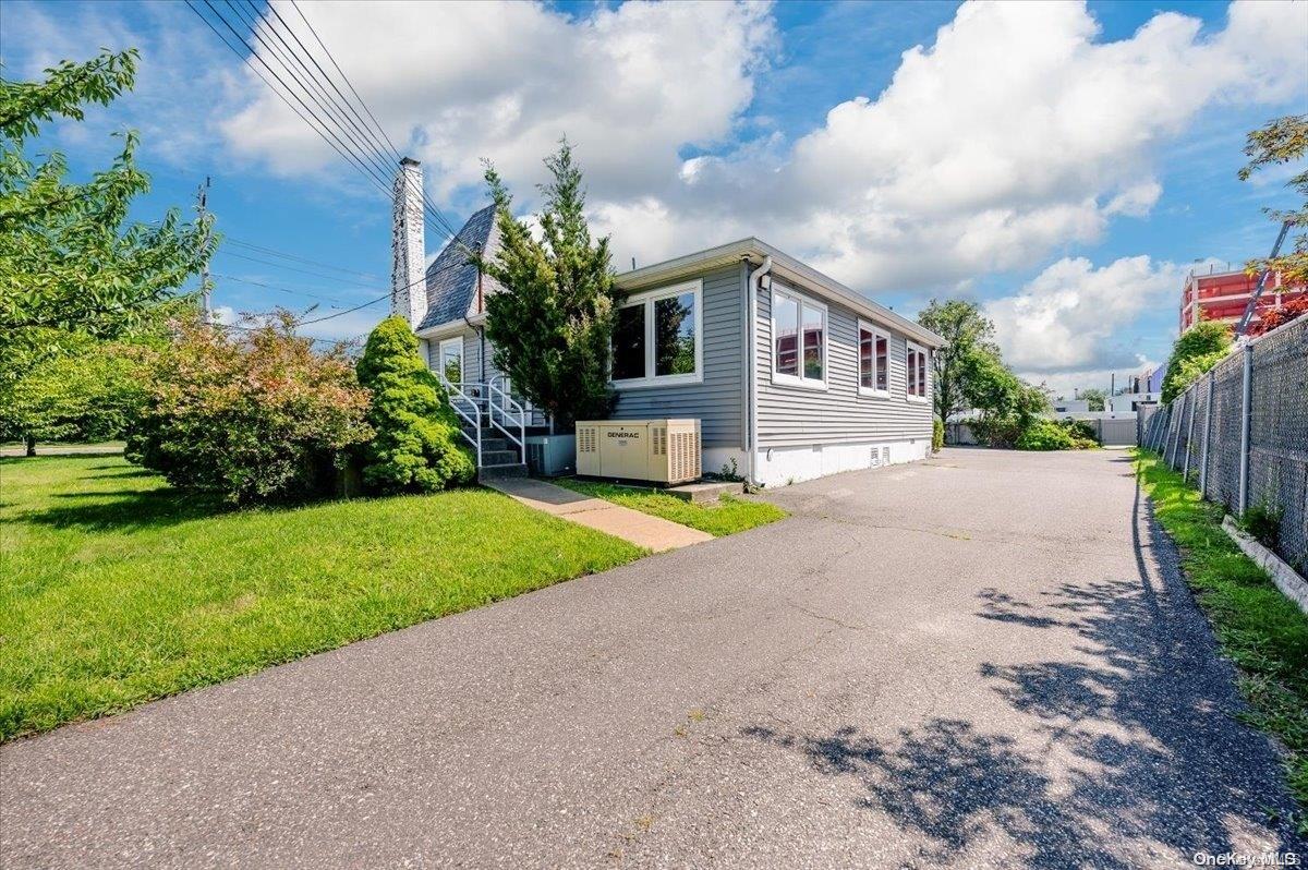 800 Montauk Highway West Islip West Islip, NY 11795