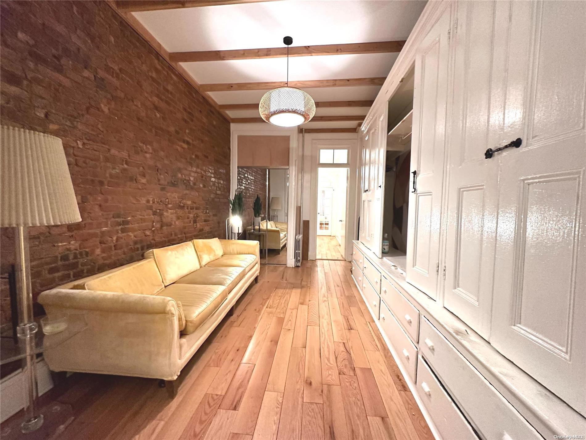 242 Kingsland Avenue Brooklyn NY 11222