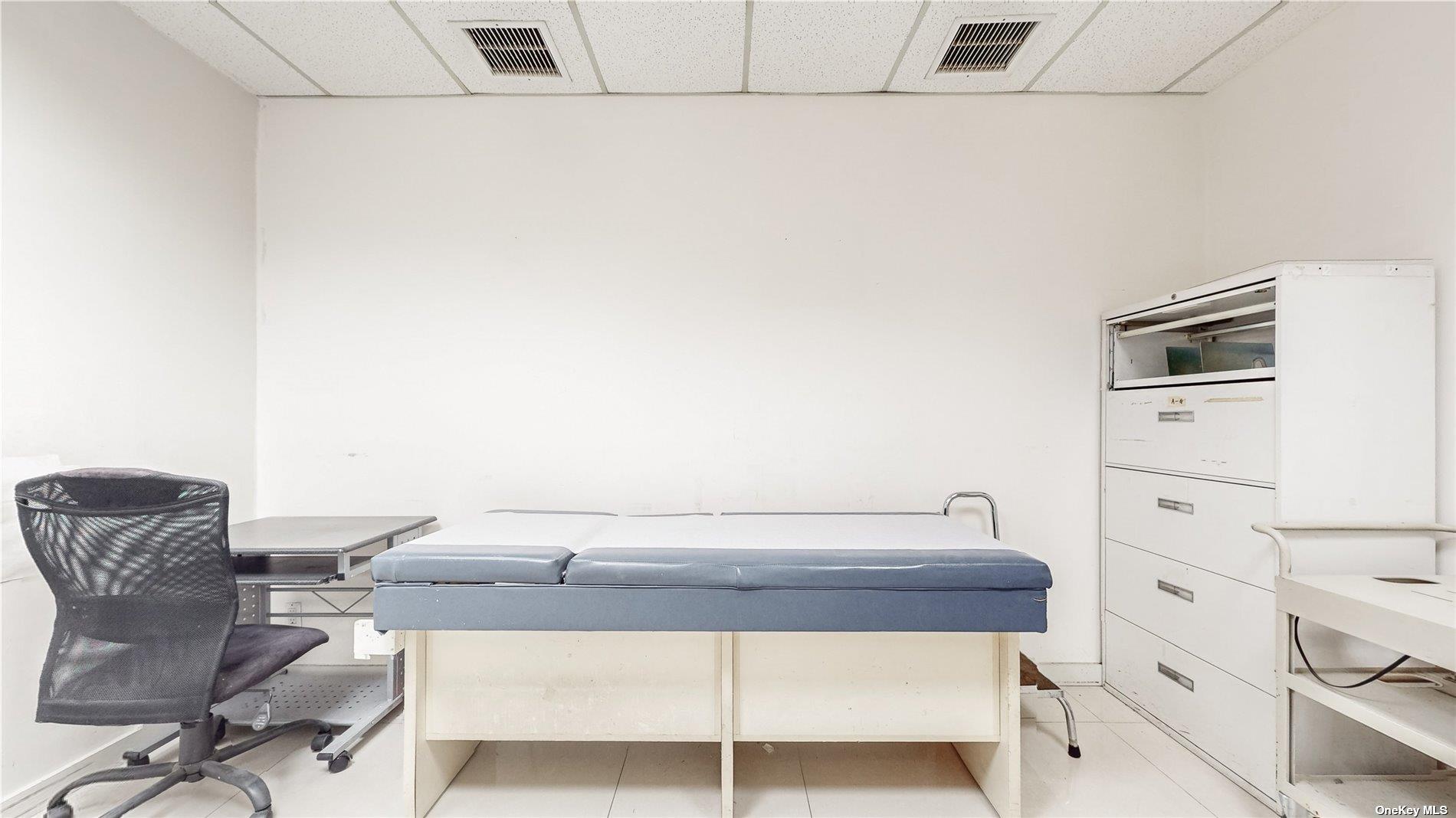 198 Canal Street 303 &304 New York , NY 10013