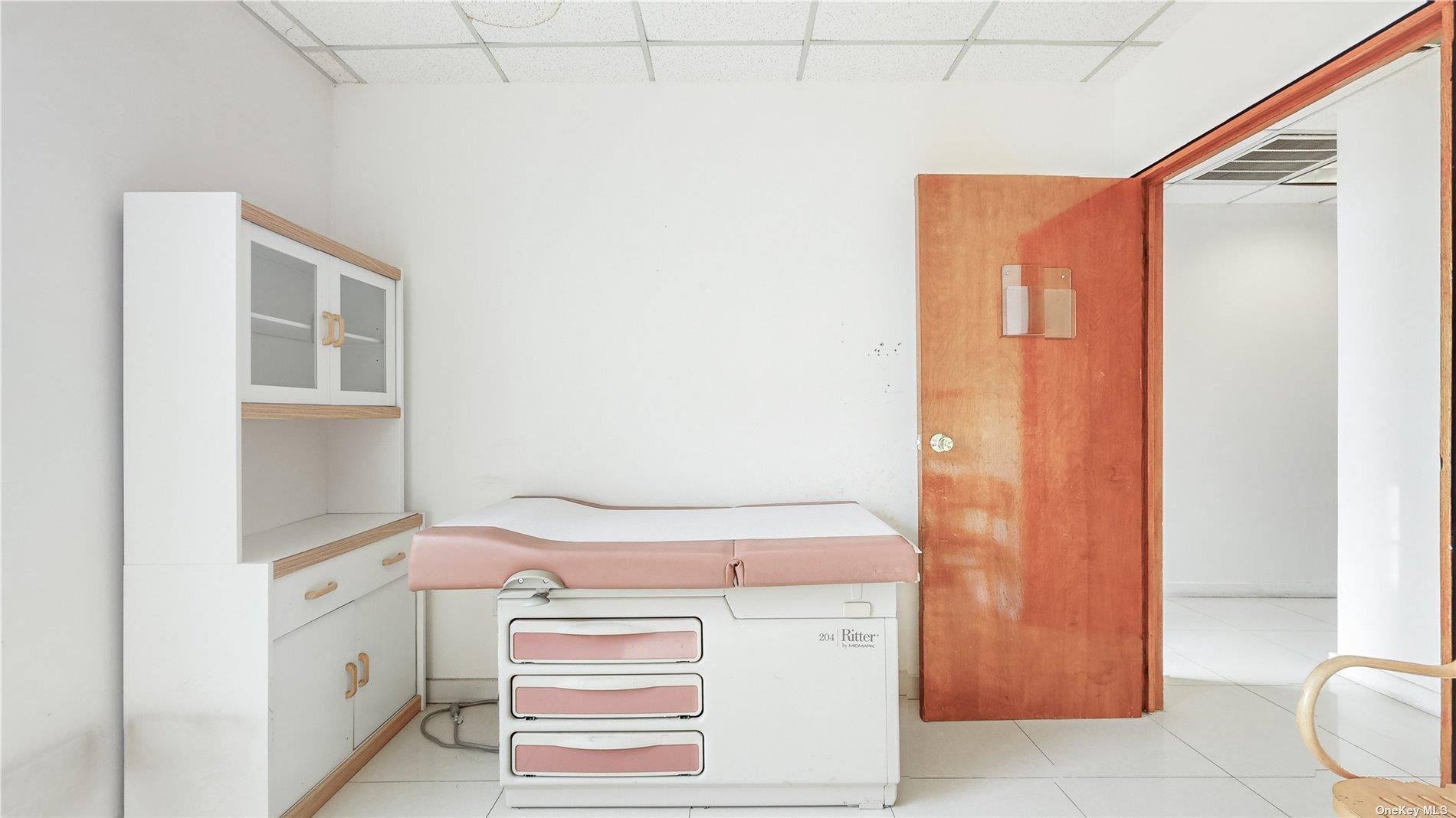 198 Canal Street 303 &304 New York , NY 10013