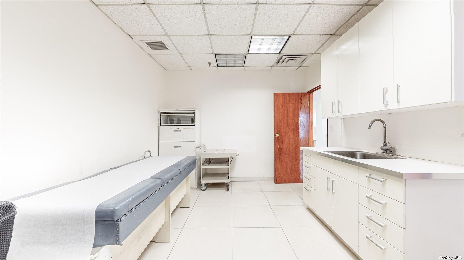 198 Canal Street 303 &304 New York , NY 10013