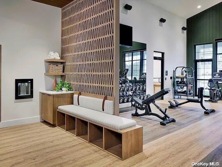 303 Arrowhead Lane Setauket Setauket, NY 11733