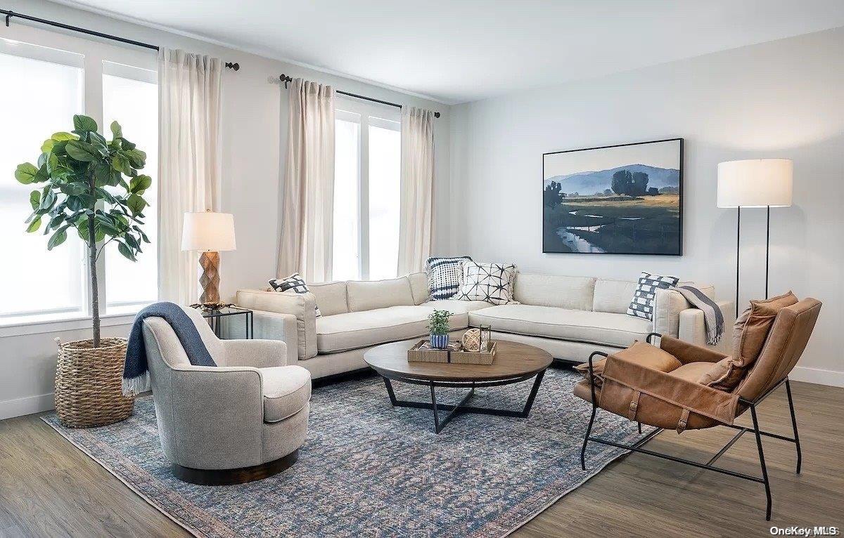 303 Arrowhead Lane Setauket Setauket, NY 11733