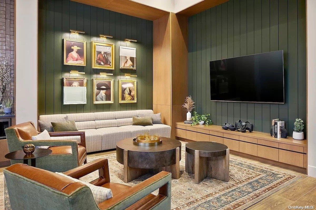 303 Arrowhead Lane Setauket Setauket, NY 11733