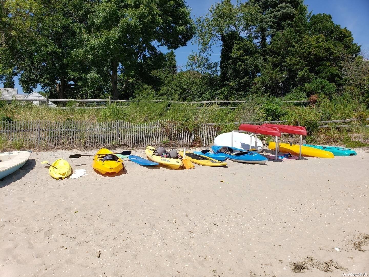 11 Beach Road Jamesport Jamesport NY 11947