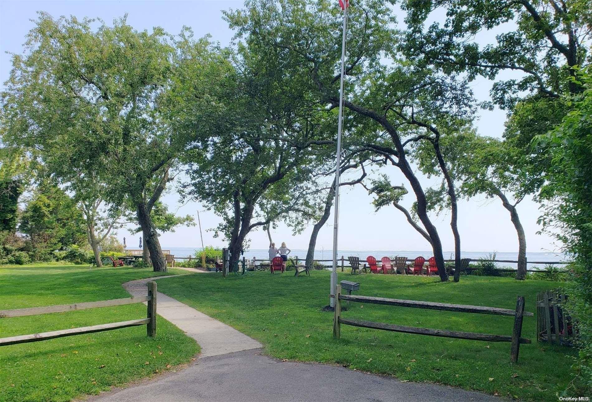 11 Beach Road Jamesport Jamesport NY 11947